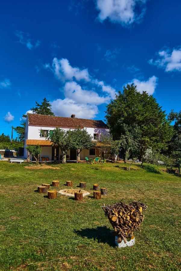 Epicos House, Your Home Away From Home. Nogueira  Buitenkant foto